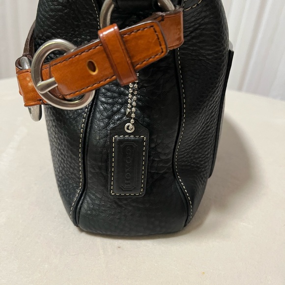 Genuine Leather Pebbled Coach Bag! - Picture 6 of 6